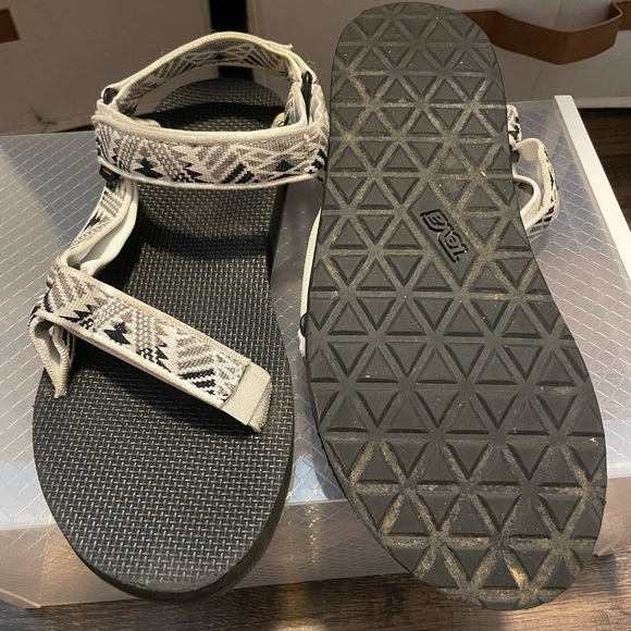 Teva Universal Mosaic Black Slides - Picture 4 of 4